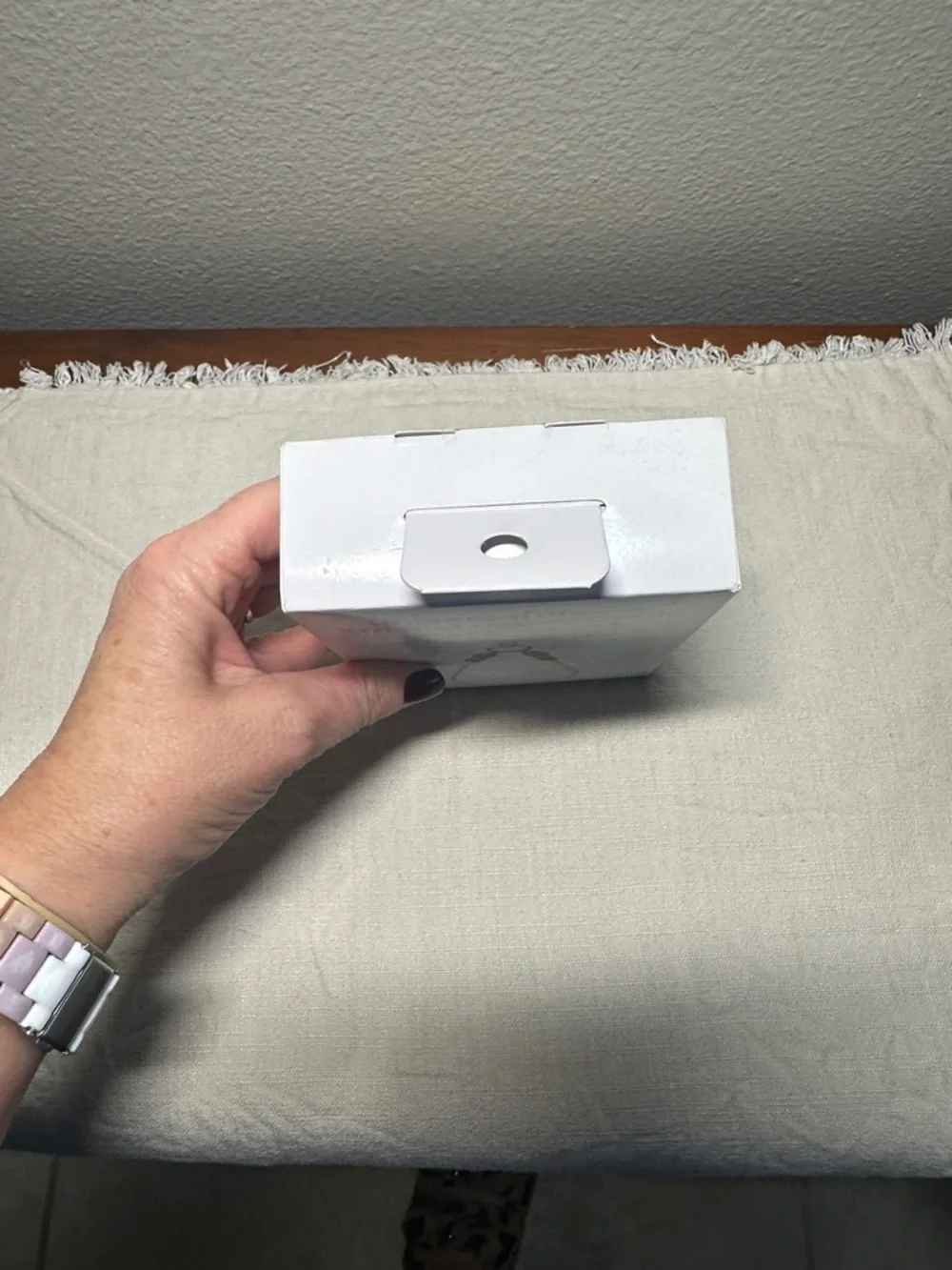 Universal Phone Wristlet USB-C Cable - white NWT